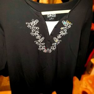 New Denim Co. embroidered black w/ white under top